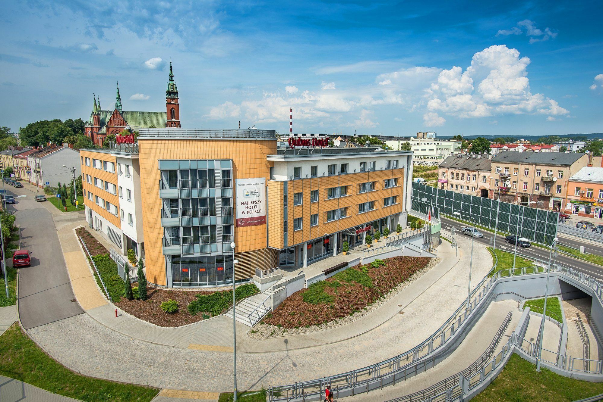 Qubus Hotel Kielce Bagian luar foto